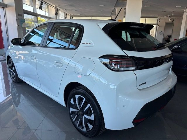 PEUGEOT 208 usata, con Chiusura centralizzata