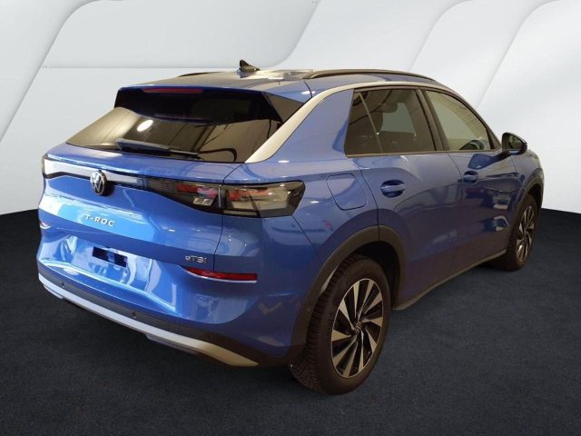 VOLKSWAGEN T-Roc usata, con Airbag