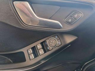 FORD Fiesta usata, con Servosterzo