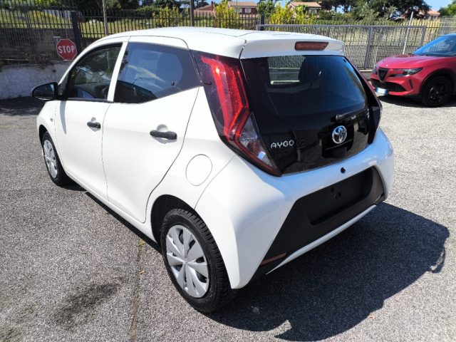 TOYOTA Aygo usata 3