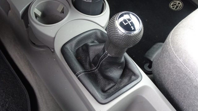 VOLKSWAGEN New Beetle usata 105