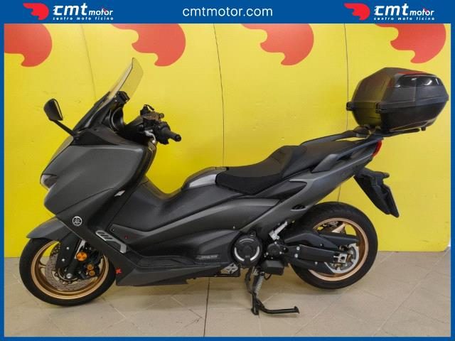 YAMAHA T-Max 560 usata 2