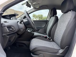 LANCIA Ypsilon usata, con Cronologia tagliandi