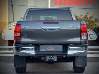 TOYOTA Hilux usata, con Cruise Control