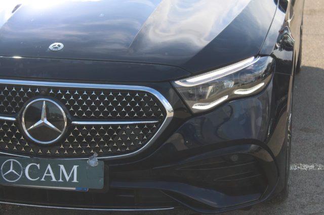 MERCEDES-BENZ E 220 usata, con Autoradio