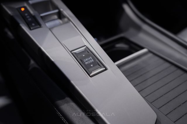 PEUGEOT 408 usata, con Controllo trazione