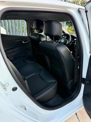 RENAULT Clio usata, con Park Distance Control