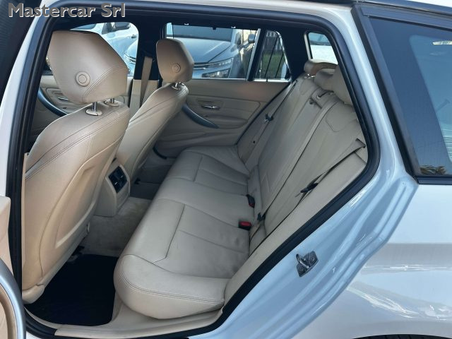 BMW 330 usata, con Autoradio