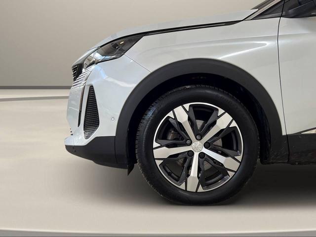 PEUGEOT 3008 usata, con Isofix