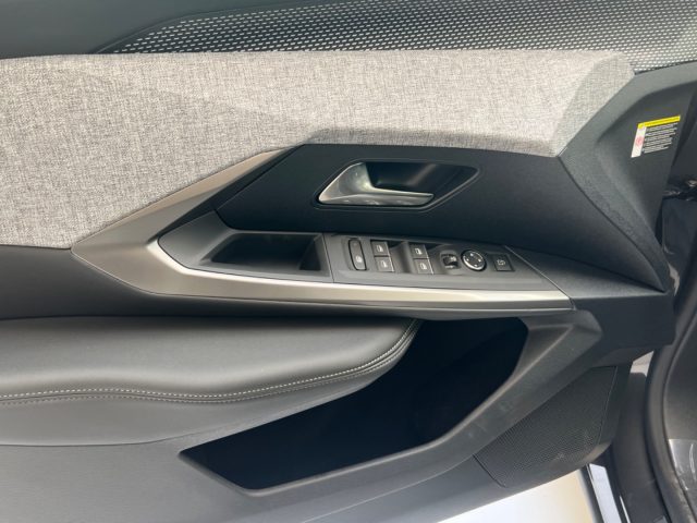 PEUGEOT 3008 usata, con Touch screen