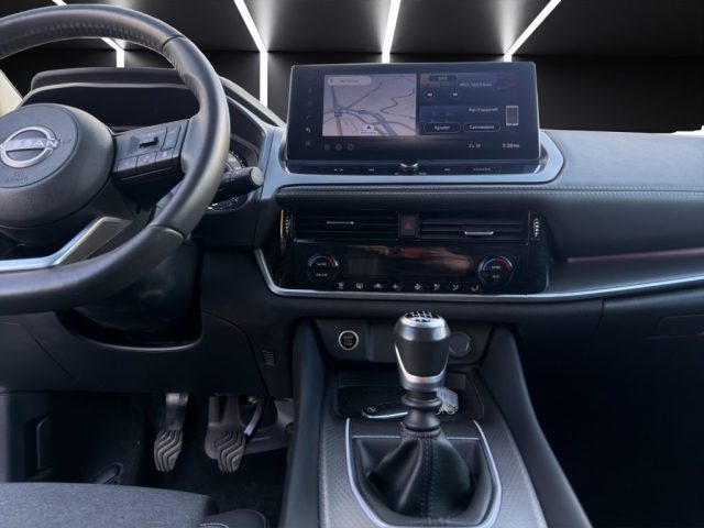 NISSAN Qashqai usata, con Fari LED