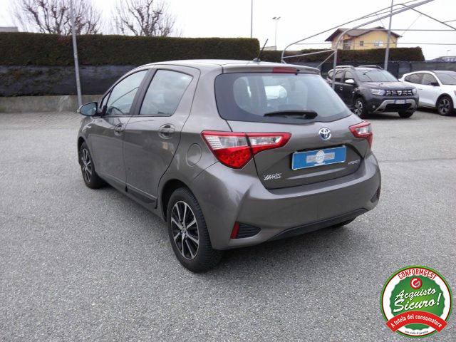 TOYOTA Yaris usata, con Autoradio