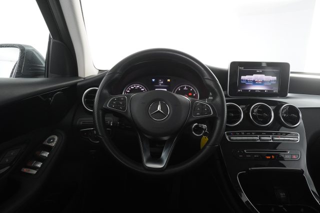 MERCEDES-BENZ GLC 220 usata 11