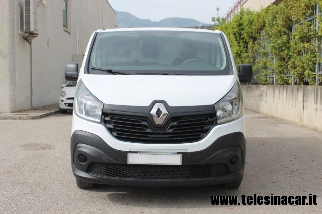 RENAULT usata 1