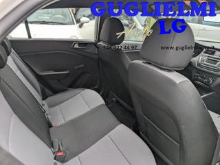 HYUNDAI i20 usata 22