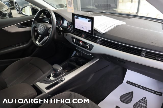 AUDI A4 usata, con Sensori di parcheggio anteriori