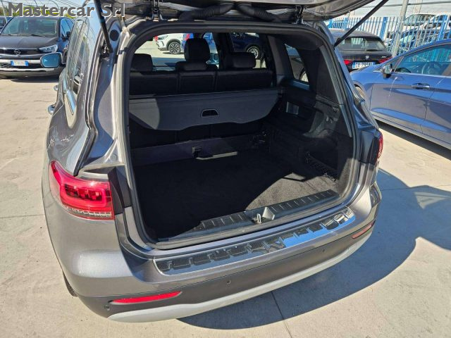 MERCEDES-BENZ GLB 200 usata 11