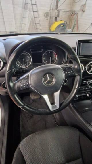 MERCEDES-BENZ B 180 usata, con Airbag Passeggero