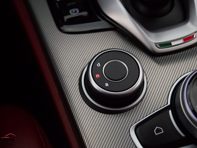 ALFA ROMEO Stelvio usata, con Isofix