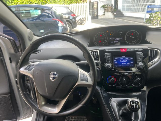 LANCIA Ypsilon usata, con Lettore CD