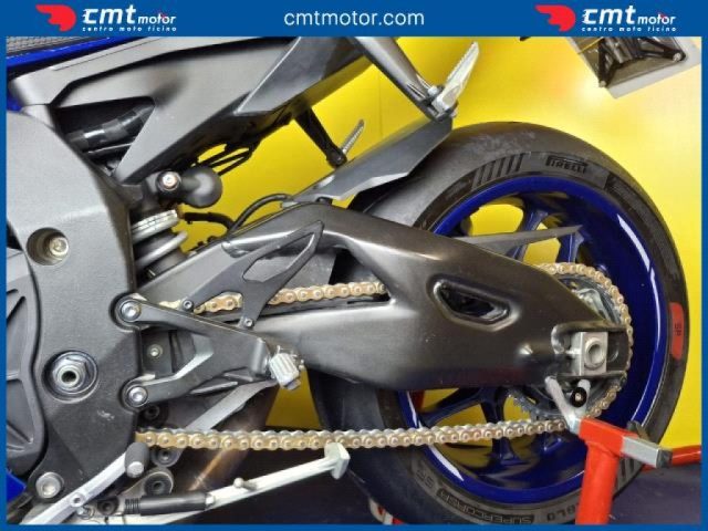 YAMAHA YZF R1 usata 9