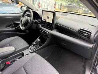 TOYOTA Yaris usata, con Cruise Control