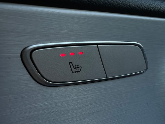 MERCEDES-BENZ E 300 usata, con Vetri oscurati