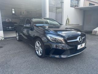 MERCEDES-BENZ A 180 d Automatic Business