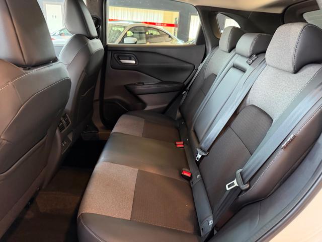 NISSAN Qashqai usata, con Controllo automatico clima