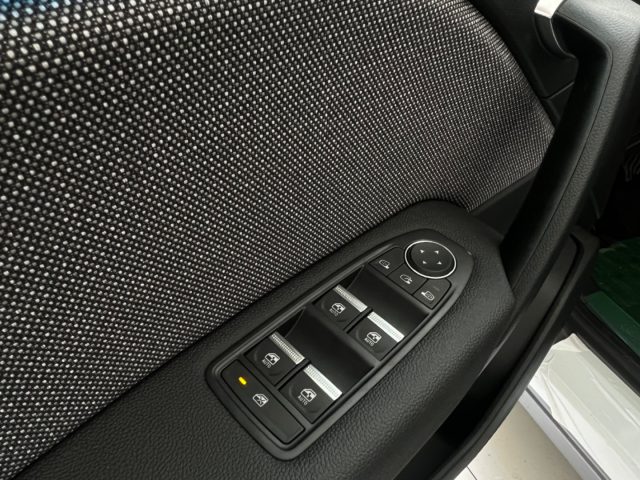RENAULT Captur usata, con Sound system