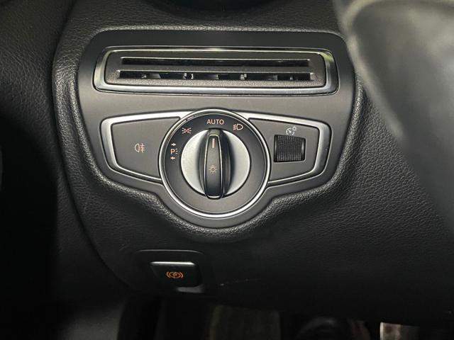 MERCEDES-BENZ C 220 usata, con Sedile posteriore sdoppiato