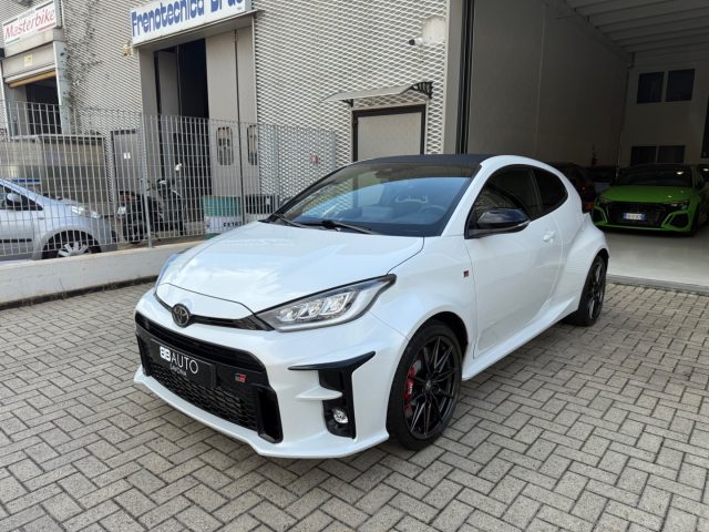 TOYOTA Yaris usata, con Airbag