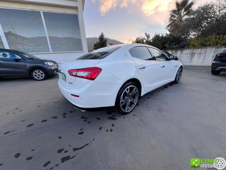 MASERATI Ghibli usata, con Cerchi in lega