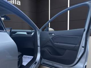 RENAULT Captur usata, con Controllo elettronico della corsia