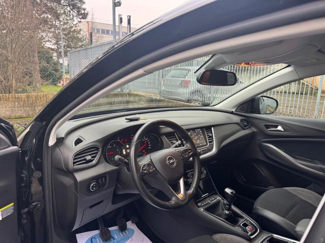 OPEL Grandland X usata, con Autoradio