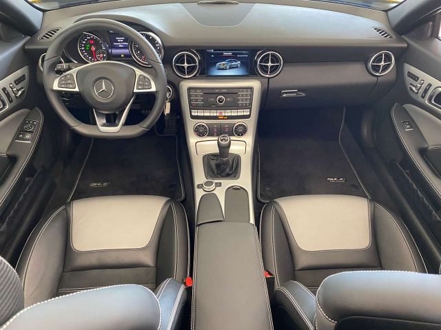 MERCEDES-BENZ SLC 200 usata, con Cruise Control