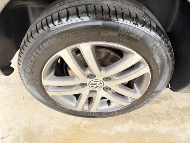 VOLKSWAGEN Touran usata 47