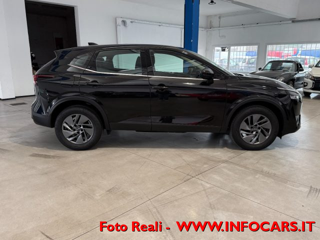 NISSAN Qashqai usata, con Luci diurne LED