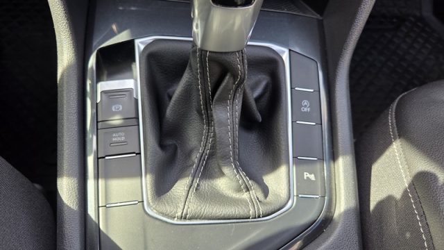 VOLKSWAGEN Tiguan usata, con Volante multifunzione