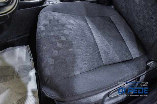 TOYOTA Yaris usata, con Frenata d