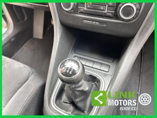 VOLKSWAGEN Golf usata, con Airbag testa