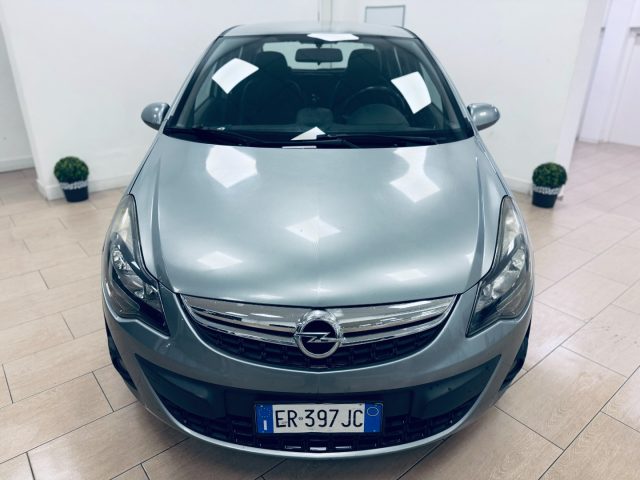 OPEL Corsa usata, con Airbag