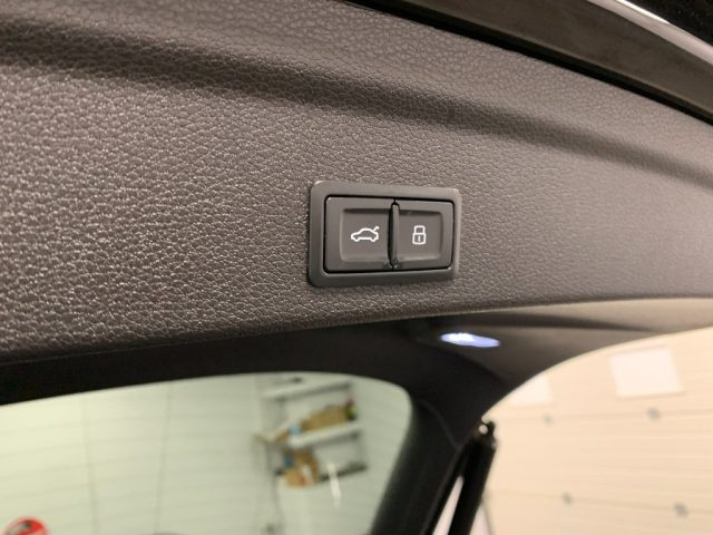 AUDI Q3 usata, con USB
