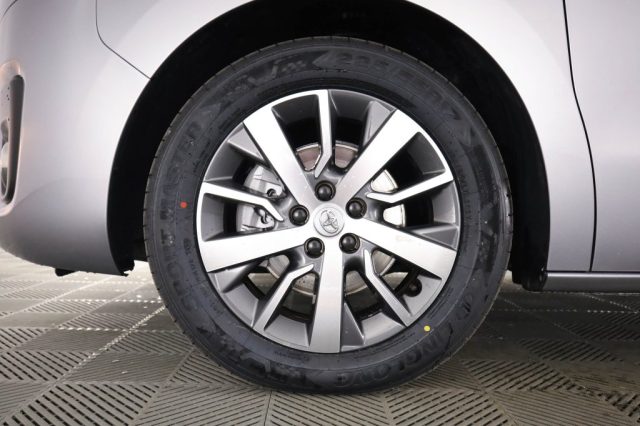 TOYOTA Proace Verso usata 8
