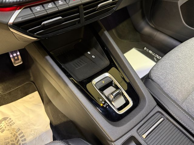 SKODA Octavia usata, con Park Distance Control