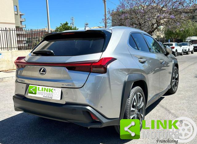 LEXUS UX Full Electric usata, con Autoradio