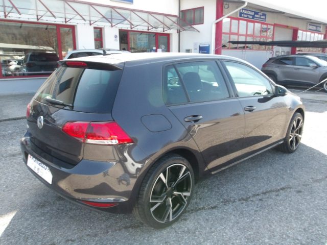 VOLKSWAGEN Golf usata, con Airbag