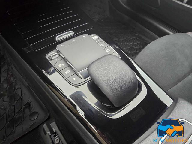 MERCEDES-BENZ CLA 200 usata, con Fendinebbia