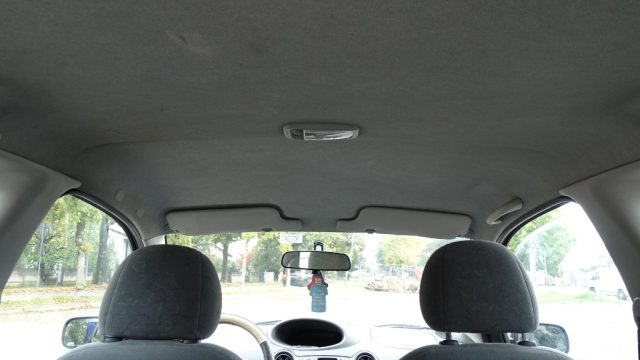 TOYOTA Yaris usata 99