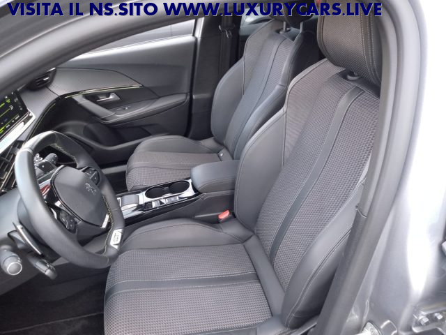 PEUGEOT 2008 usata, con Cruise Control